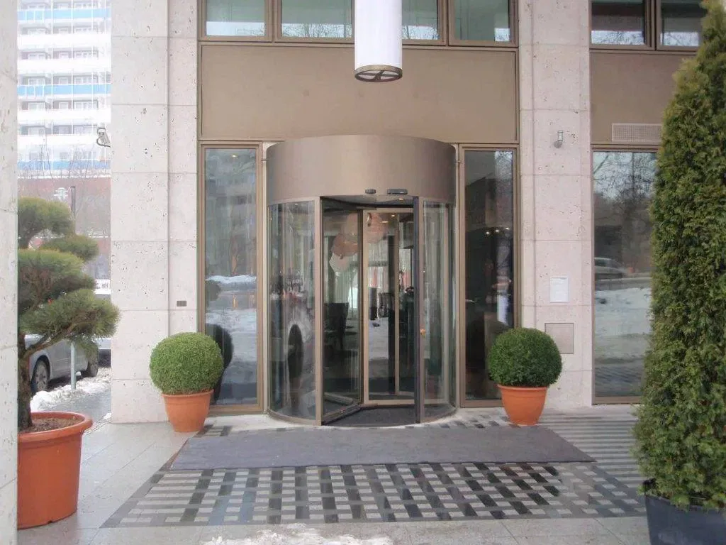 Technisch durchdachte Lösungen für hochwertige Eingangsbereiche